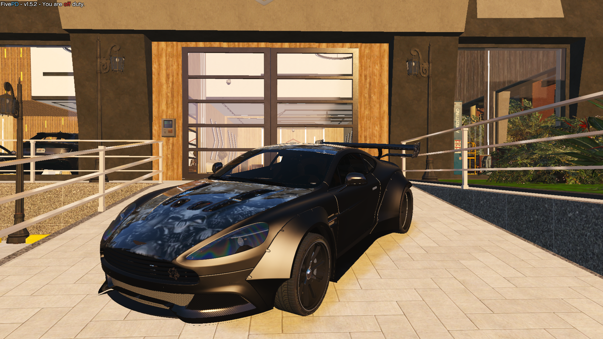 Aston Martin Vanquish 2014